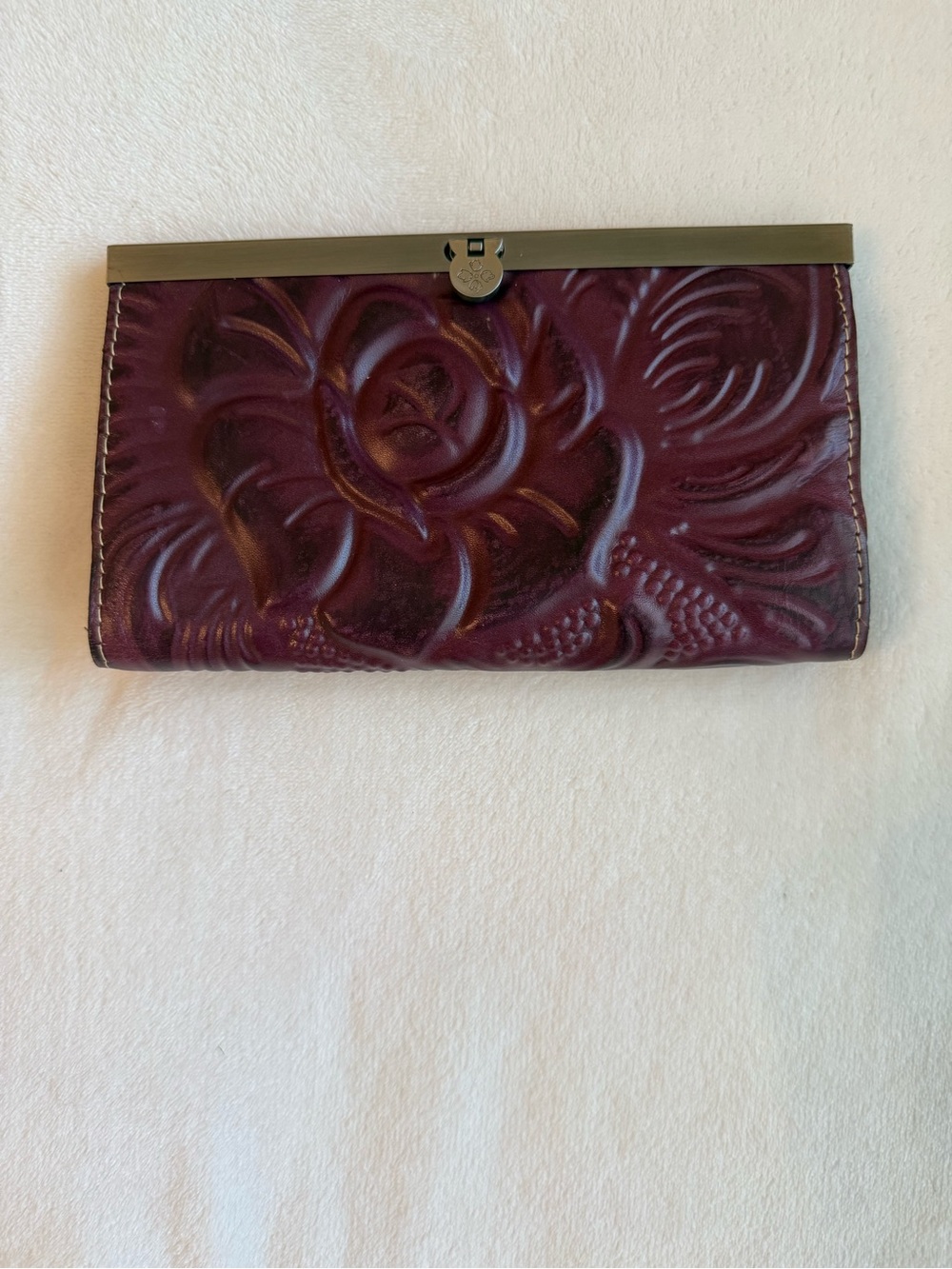 Patricia Nash Lava Embossed Tooled Leather Clasp Wallet